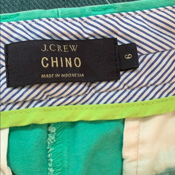 8pc bundle of sports tops & bottoms Lululemon etc - Picture 2 of 9